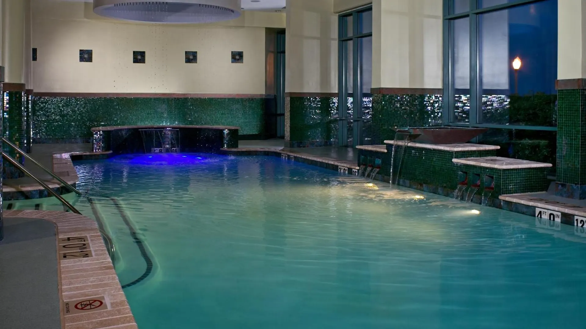 Holiday Inn Va Beach-Oceanside 21St St By Ihg Virginia Beach Ośrodek wypoczynkowy