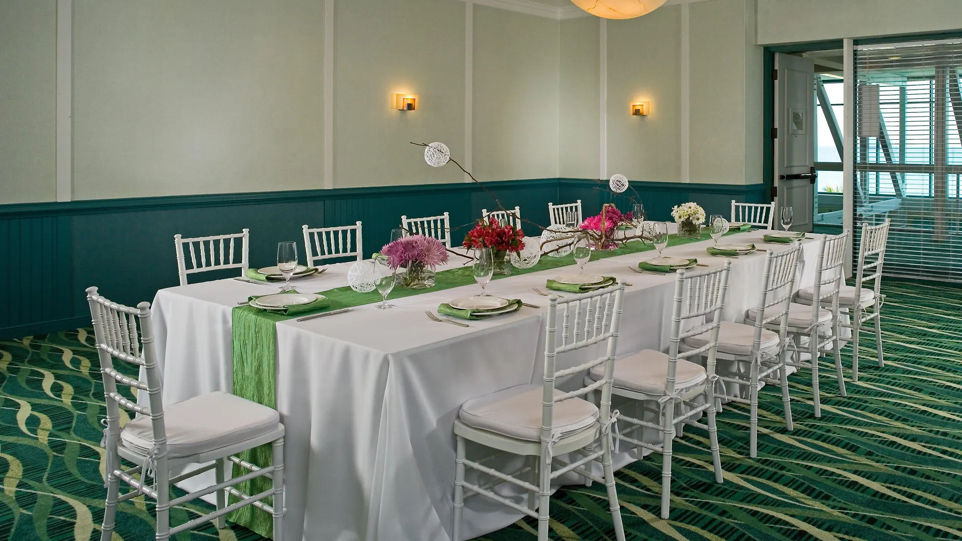 Holiday Inn Va Beach-Oceanside 21St St By Ihg Virginia Beach